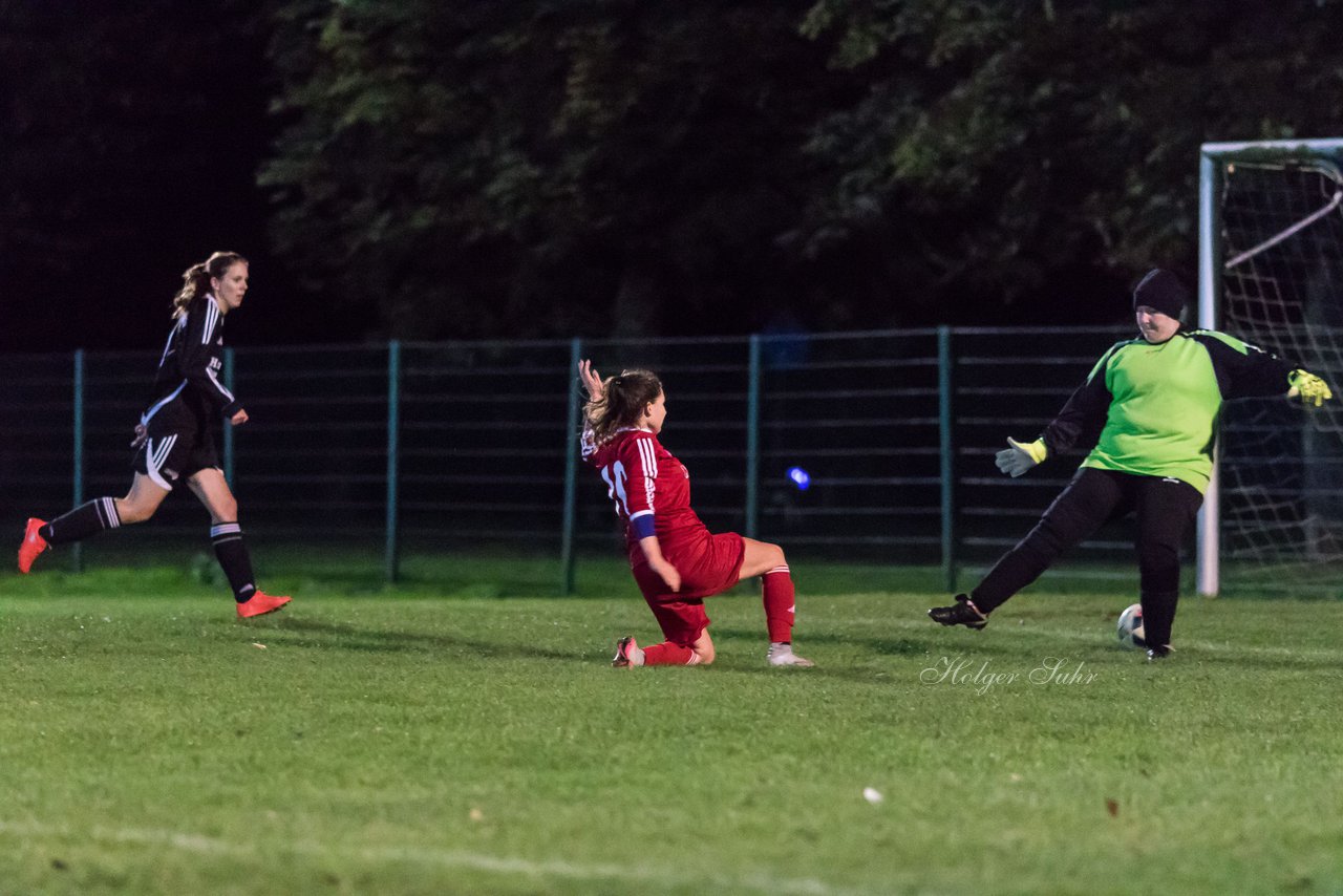 Bild 257 - Frauen SG Krempe/ETSV F. Glueckstadt - TSV Heiligenstedten : Ergebnis: 8:0